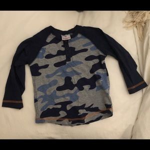 Hanna Andersson camo long sleeve shirt